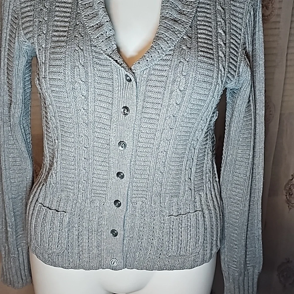 Gray knit button down sweater - Picture 3 of 13